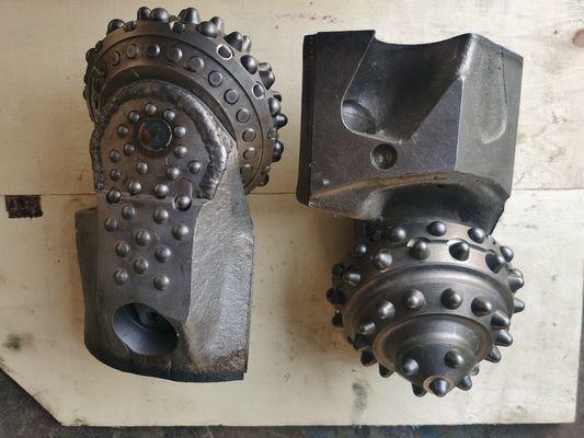 Fabbrica di potenza Forgiazione a rulli singoli coni a rulli coni