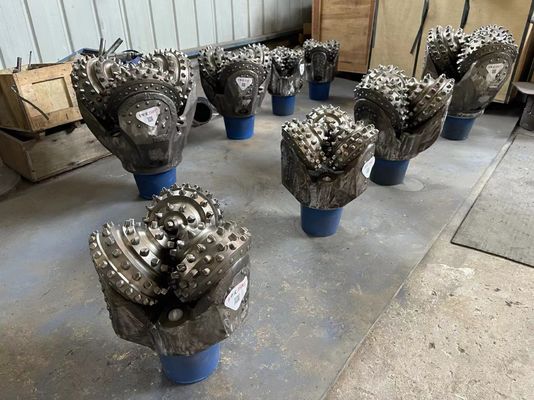 Fornitura di fabbrica Direttamente 393.7mm 15 1/2 pollici IADC537 Tci Tricone Drill Bit