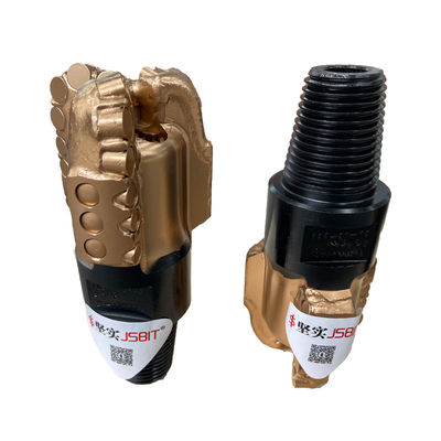 Fornitura di fabbrica Direttamente 3 lame 4 1/2 pollici 4.5 pollici 114 mm PDC Perforazione