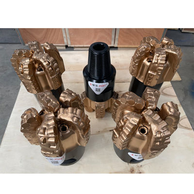 Fornitura di fabbrica Direttamente 5 lame 6 3/4 pollici 171 mm PDC Core Drilling Bit